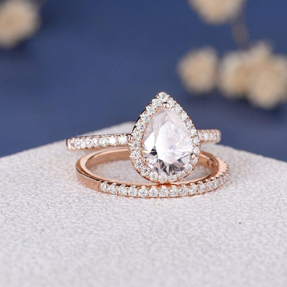 1.10CT PEAR CUT ROSE GOLD HALO BRIDAL UNIQUE MOISSANITE ENGAGEMENT RING SET