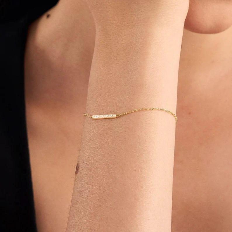 14K GOLD DAINTY BAR BRACELET