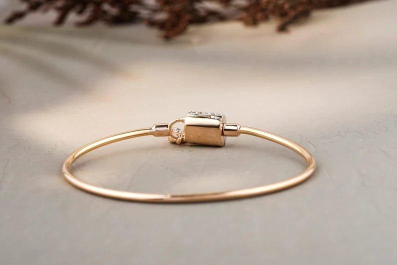 14K SOLID GOLD LOCK AND KEY CHARM BANGLE BRACELET