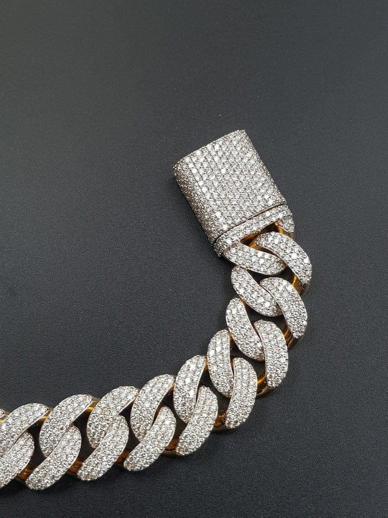 18 MM VVS MOISSANITE DIAMOND CUBAN LINK HIP HOP MIAMI CUBAN ICED OUT BRACELET