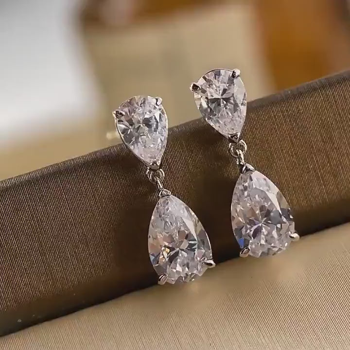 3.00 TCW PEAR CUT MOISSANITE DROP EARRING