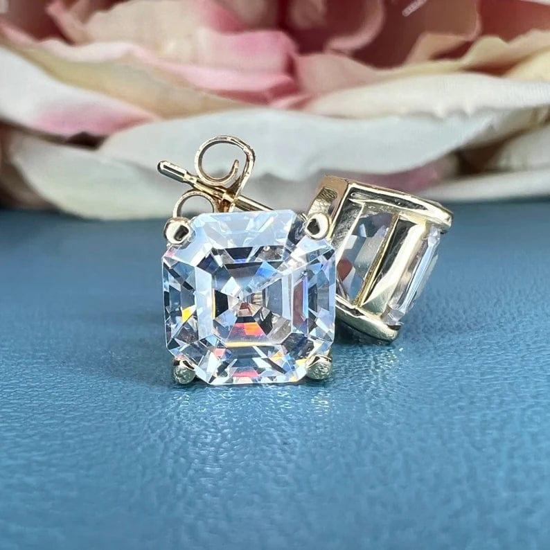 2.00 TCW ASSCHER CUT MOISSANITE STUD EARRING