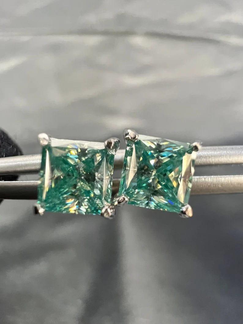 2.00 TCW PRINCESS CUT GREEN MOISSANITE STUD EARRING