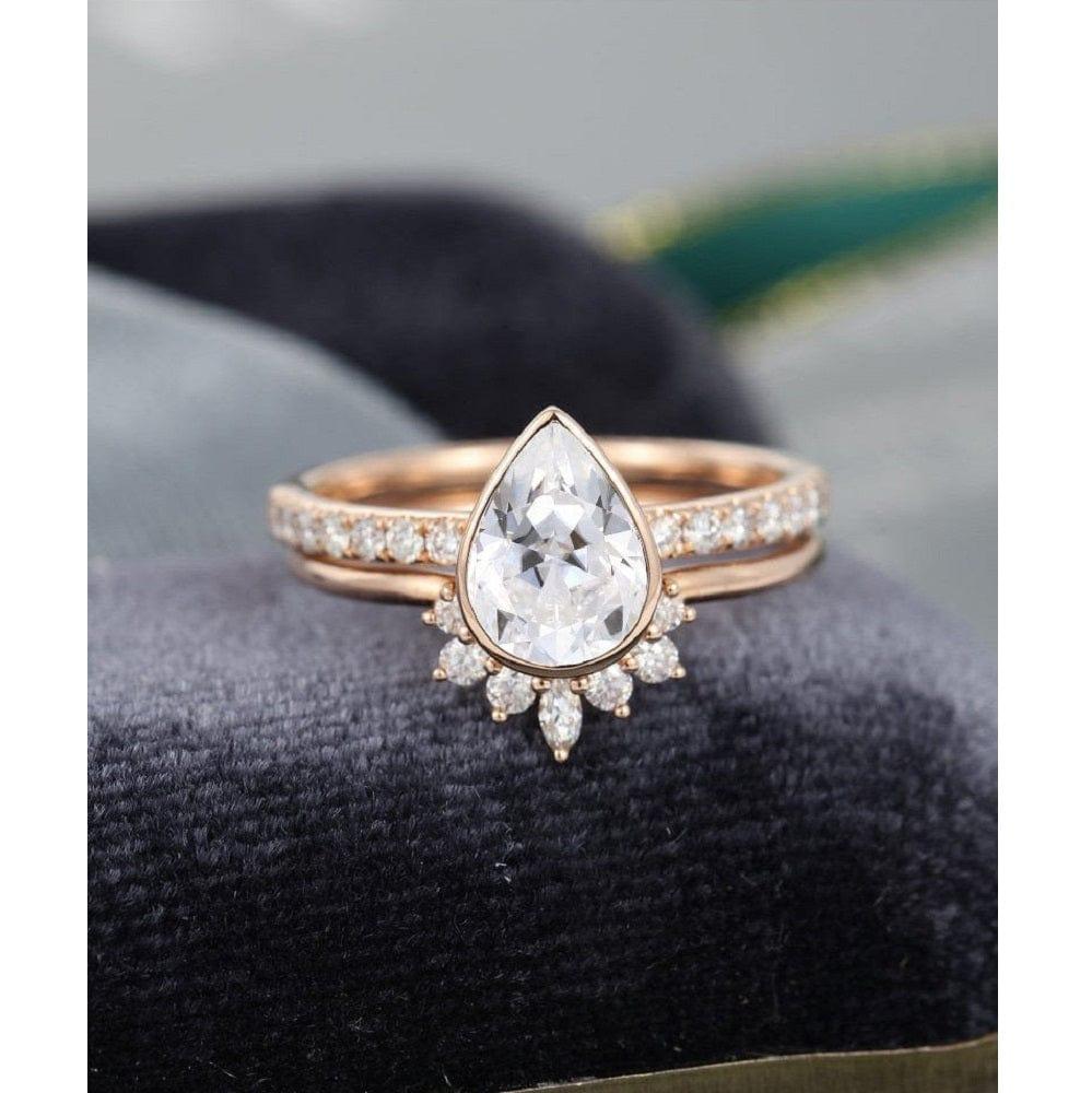 2.00CT PEAR CUT MOISSANITE ENGAGEMENT RING UNIQUE CURVED BRIDAL SET GIFT FOR WOMAN