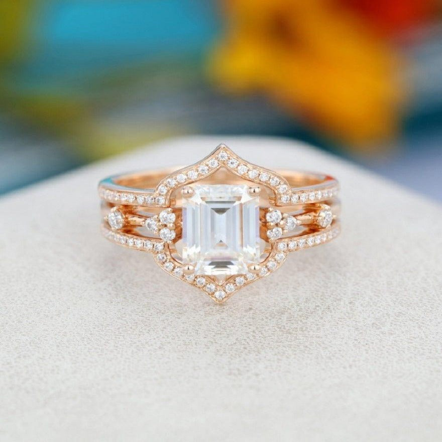 3PCS EMERALD CUT ROSE GOLD CLUSTER WEDDING BRIDAL MOISSANITE ENGAGEMENT RING SET