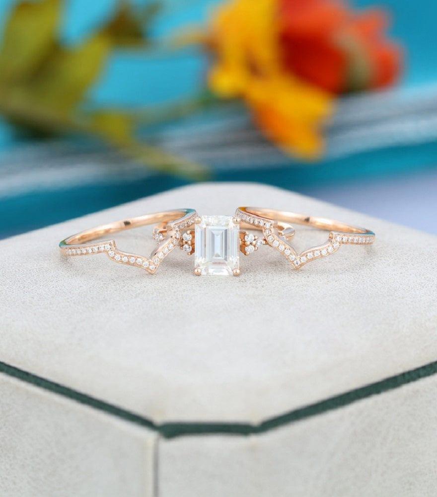 3PCS EMERALD CUT ROSE GOLD CLUSTER WEDDING BRIDAL MOISSANITE ENGAGEMENT RING SET