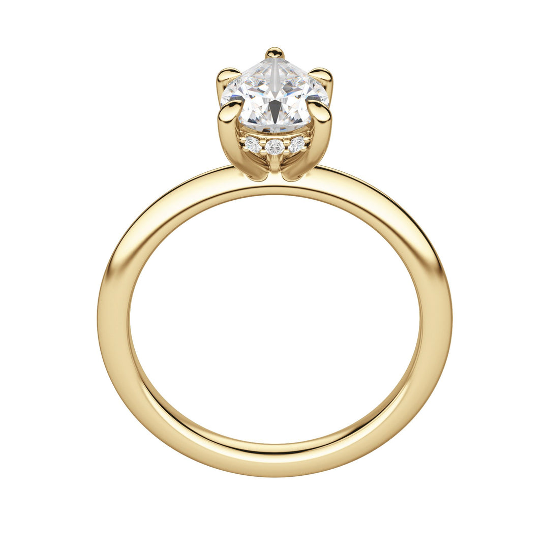 HERA CLASSIC PEAR CUT MOISSANITE ENGAGEMENT RING