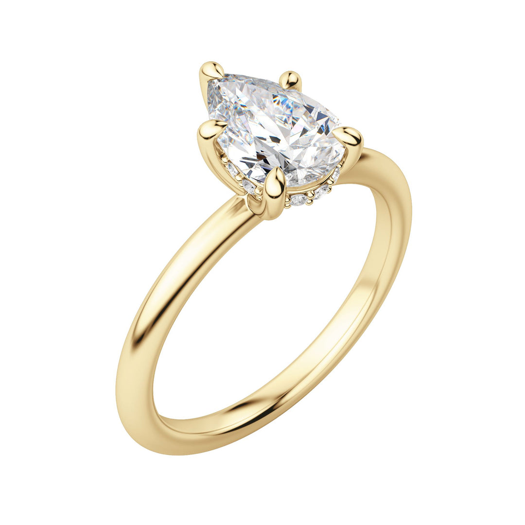 HERA CLASSIC PEAR CUT MOISSANITE ENGAGEMENT RING