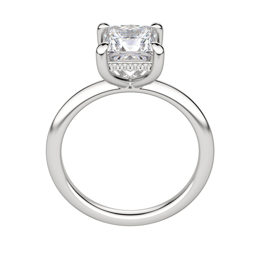 HERA CLASSIC PRINCESS CUT MOISSANITE ENGAGEMENT RING