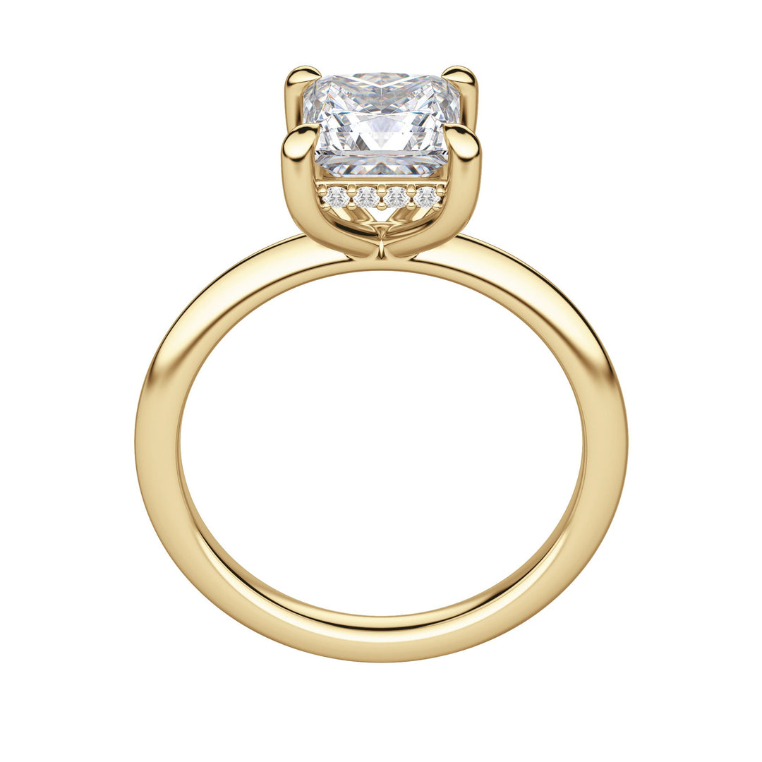 HERA CLASSIC PRINCESS CUT MOISSANITE ENGAGEMENT RING