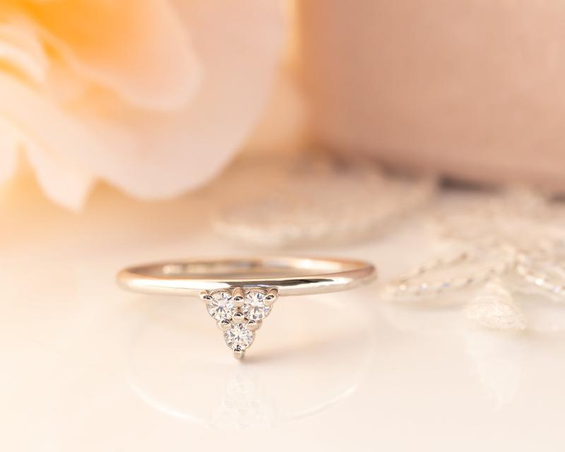 DELICATE TRIANGLE THREE STONE MOISSANITE ANNIVERSARY RING BAND FOR GIFT