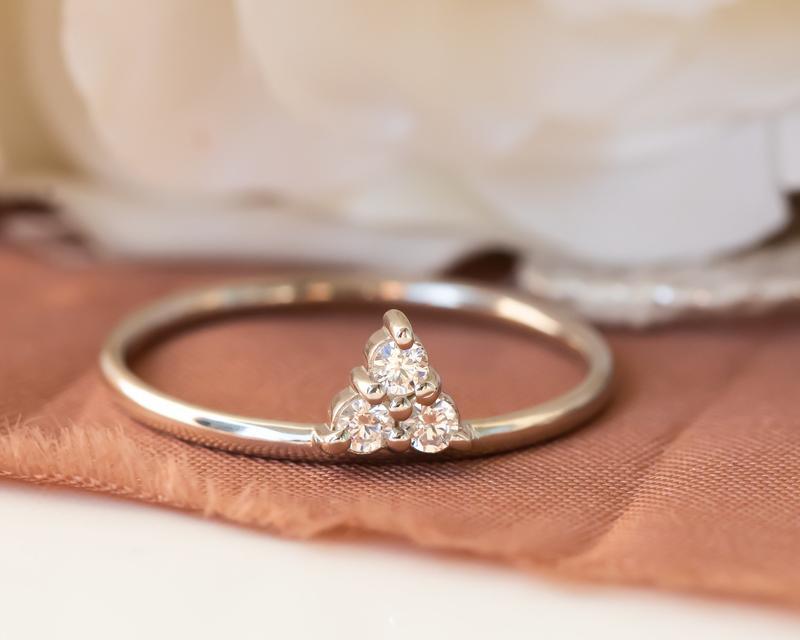 DELICATE TRIANGLE THREE STONE MOISSANITE ANNIVERSARY RING BAND FOR GIFT