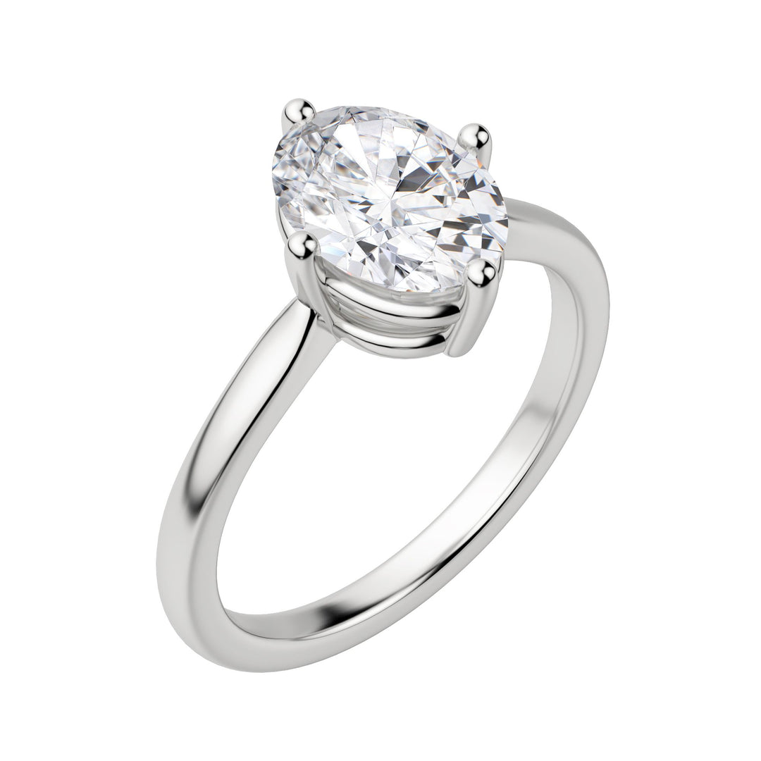 EAVE KITE OVAL CUT MOISSANITE ENGAGEMENT RING