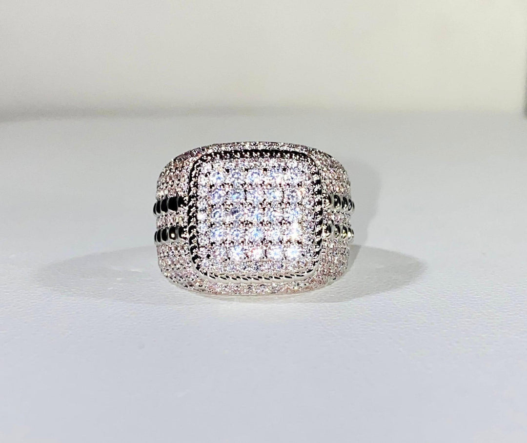 FULL ICE OUT MOISSANITE DIAMOND REAL VVS MEN’S CUSTOM HIP HOP DESIGNER BIG RING