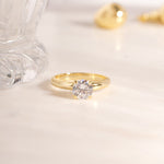 Load image into Gallery viewer, gold minimalist diamond ring