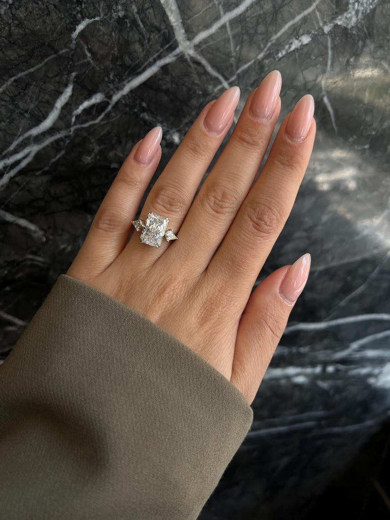 Radiant Cut 5.5 carat IGI Certified E Color VVS2 Clarity Lab Grown Diamond Three Stone Engagement Ring Side Kite Cut Diamonds 18k Gold image 2