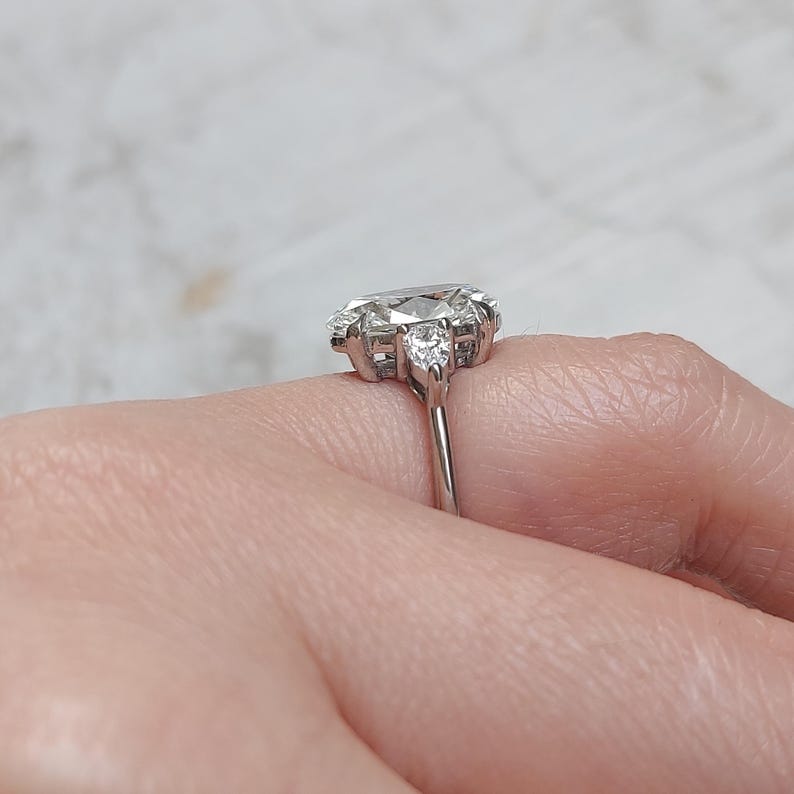 D VVS2 Oval LAB Diamond Engagement Ring , 1-4 Ct Lab Grown Diamond, Hidden Halo Oval Ring, Oval Engagement Ring , Diamond Ring , IGI Diamond image 9
