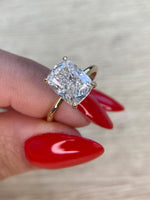 Load image into Gallery viewer, 3 Carat Elongated Cushion Cut Lab Grown Diamond Solitaire Engagement Ring / IGI Certified E-VVS2 / 14k Yellow Gold image 2