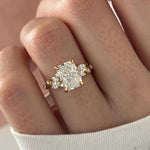 Load image into Gallery viewer, 2 Carat Radiant Lab Grown Diamond Nature Inspired Ring / Radiant Twig Lab Diamond Ring / 18k gold Leaf and Branch Ring / Unique Nature Ring image 7
