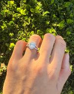 Load image into Gallery viewer, 3.0 Ct Oval Cut E-VS1 IGI Certified Lab Diamond Ring, 14K Gold Ring, Halo Setting Lab Diamond Ring, IGI Certified, Engagement Ring image 3