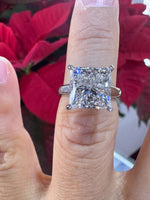 Load image into Gallery viewer, Princess Cut Diamond Engagement Ring, 5 CT Princess Cut Diamond Ring IGI Certified, 14K Yellow Gold Princess Cut Engagement Ring image 6