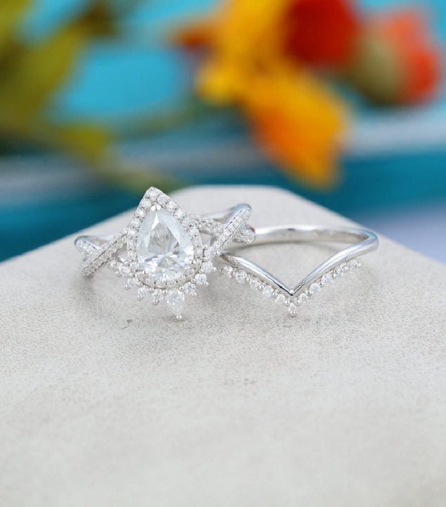 PEAR CUT WHITE GOLD ART DECO CURVED BAND ANNIVERSARY MOISSANITE ENGAGEMENT RING BRIDAL SET